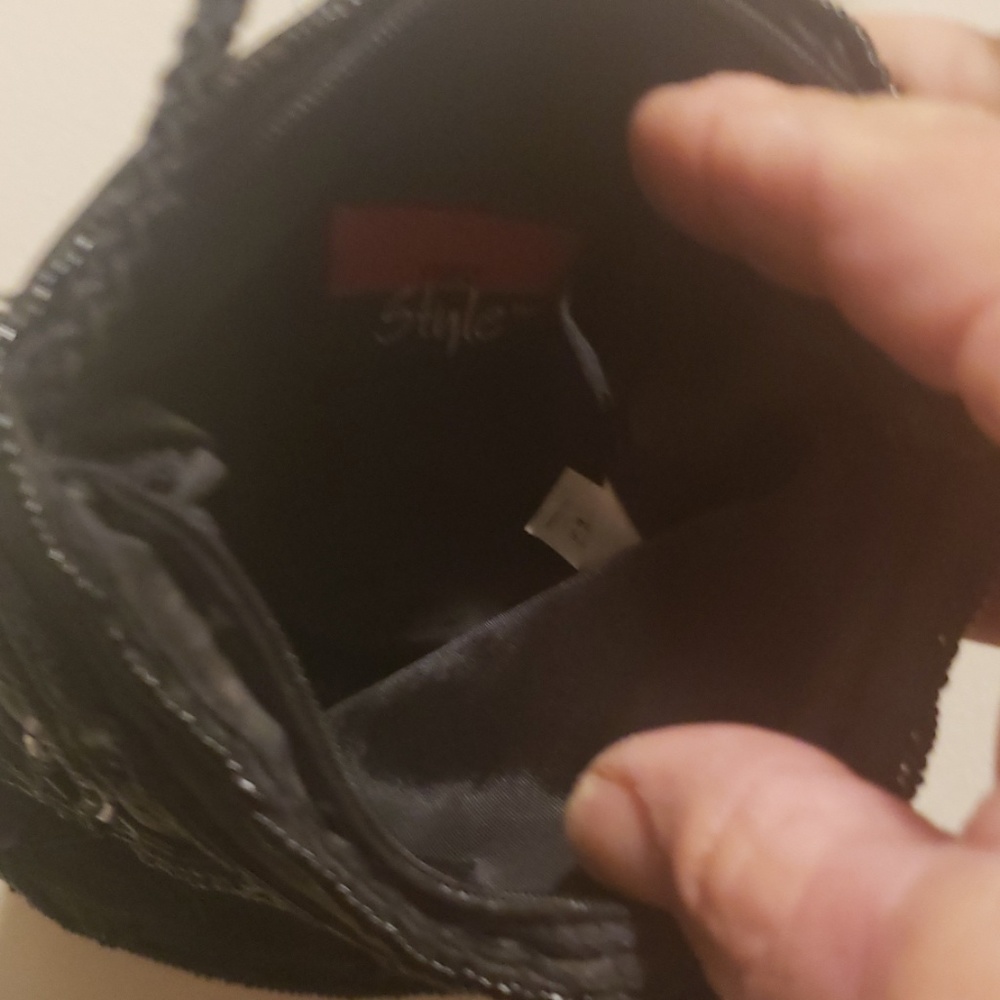 Purse - Picture 4 of 4
